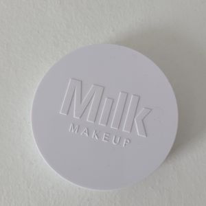 Milk Makeup Flex Highlighter